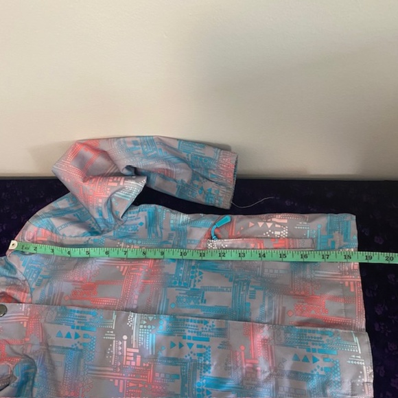 XMTN Toddler Girls Winter Jacket, Microchip Print Size XS - Picture 8 of 10